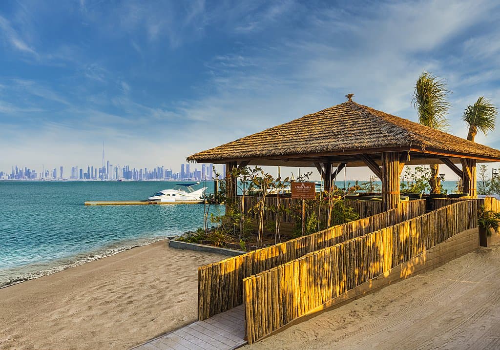 Jetty Anantara World Islands Dubai Resort