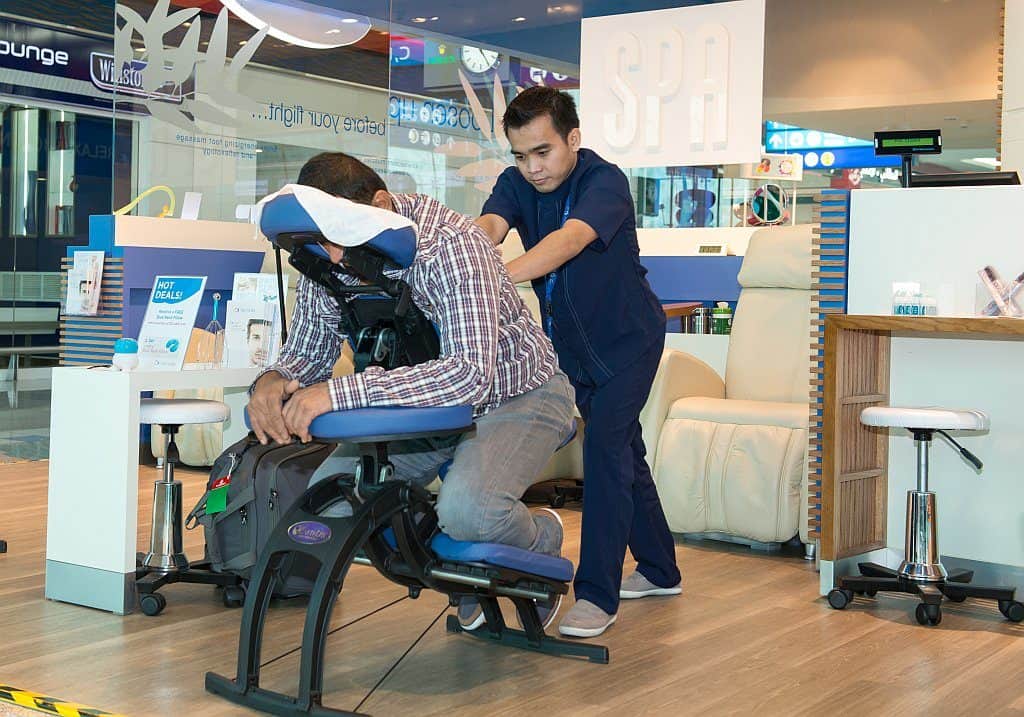 Massage im Flughafen Dubai