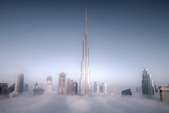 Virtueller Sprung vom Burj Khalifa in Dubai