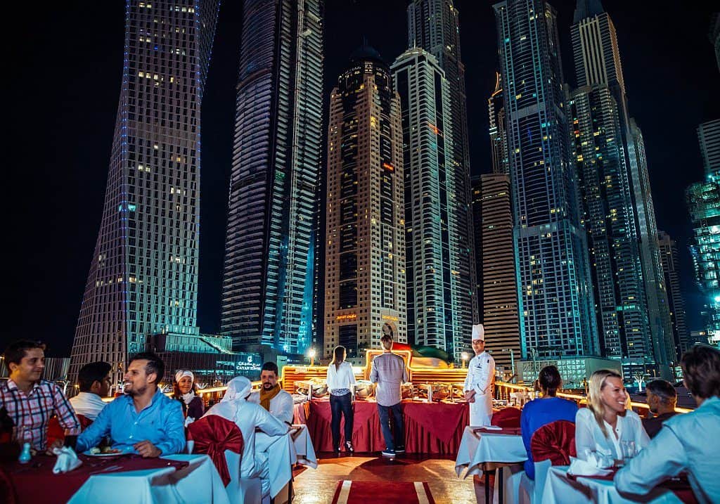 Abendessen Fähre Dubai Marina