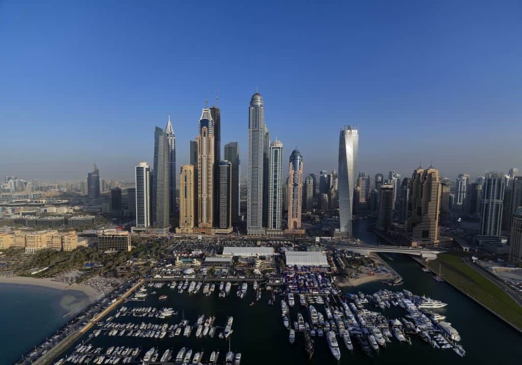 Dubai Marina Fallschirmspringen