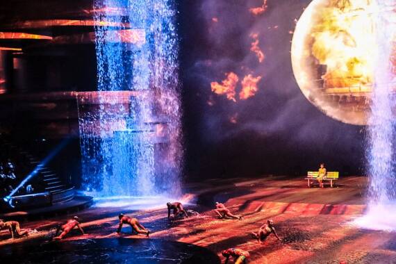 Die spektakulärste Bühnenshow der Stadt: La Perle in Dubai