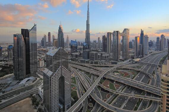 Sicher, schnell und modern unterwegs: Verkehr in Dubai